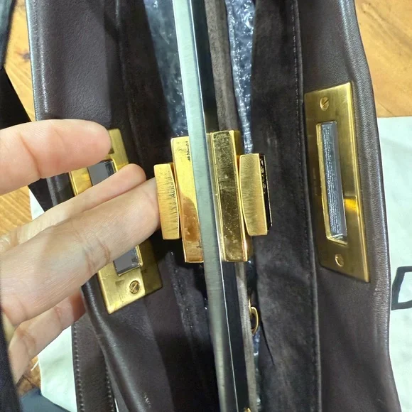 Fendi Large Peakaboo Dark Brown Leather Handbag - Picture 8 of 10